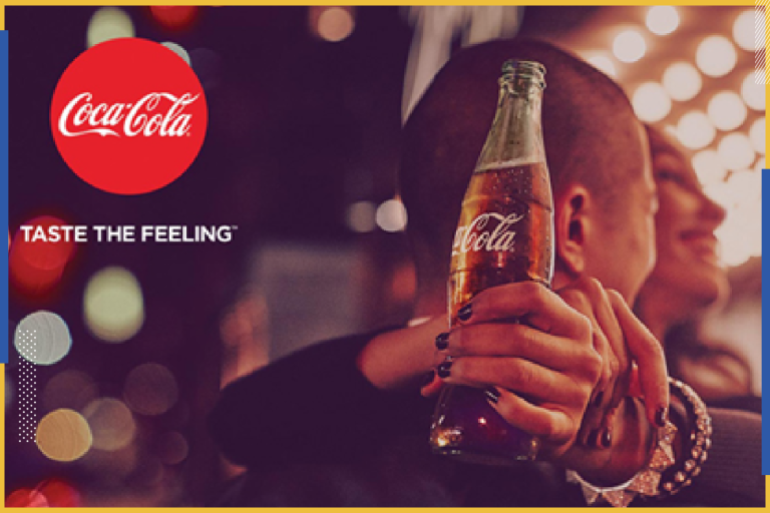 شعار حملة كوكاكولا التسويقية في 2016م: "ذُق الإحساس" وهي إحدى صور استغلال المشاعر في التسويق (مواقع التواصل)