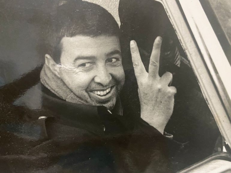 فلسطين- رام الله- عزيزة نوفل - بشير خيري بعد الإفراج عنه من الاعتقال الأول- مصدر الصور أرشيف العائلة