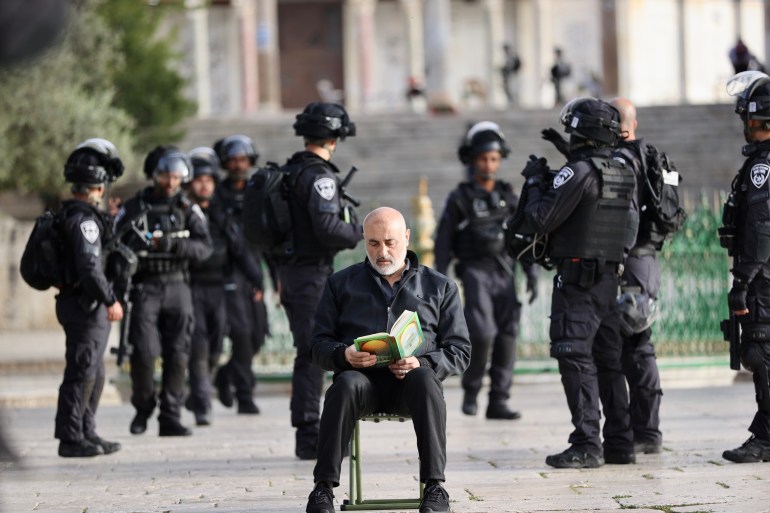 Raid on Al-Aqsa Mosque Compound by fanatic Jews