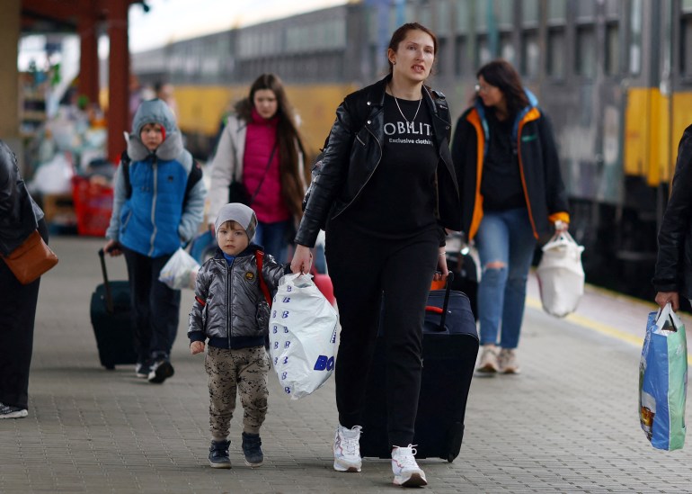 Ukrainian refugees arrive at Przemysl Glowny train station, after fleeing the Russian invasion of Ukraine, in Przemysl, Poland, April 1, 2022. REUTERS/Hannah McKay