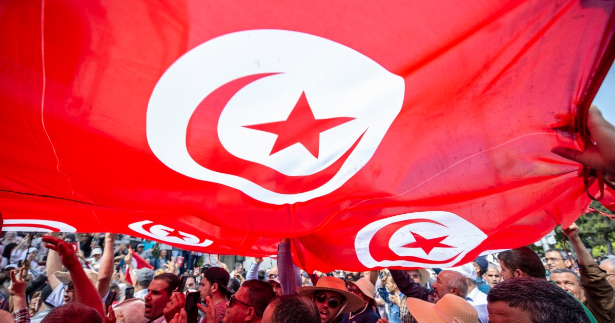 رفض حزبي واسع لمرسوم سعيد.. النهضة التونسية: الهيئة الاستشارية للاستفتاء "تكريس للانقلاب"
