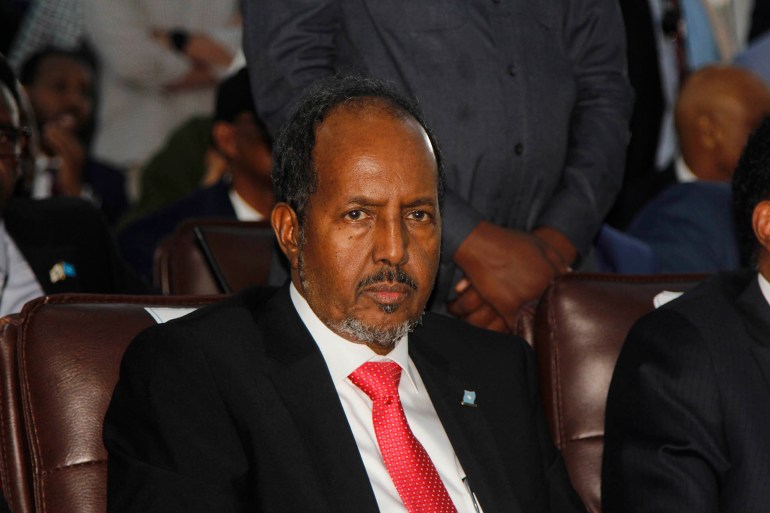 قاسم سهل/ الرئيس المنتخب حسن الشيخ محمود لدى انتخابه رئيسا للصومال،مقديشو 15 مايو 2022.