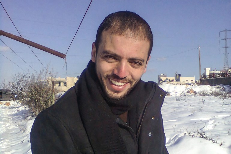 خليل عواودة مضرب عن الطعام منذ 60 يوما رفضا لاعتقاله الإداري (مواقع التواصل)