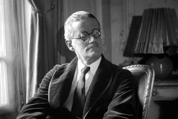 UNSPECIFIED - 1930: James Joyce (1882-1941), Irish writer. LIP-5258-016 (Photo by Roger Viollet via Getty Images/Roger Viollet via Getty Images)