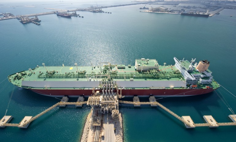 قطر تعد صاحبة ثالث أكبر احتياطيات من الغاز الطبيعي في العالم (موقع قطر للطاقة) المصدر: قطر للطاقة