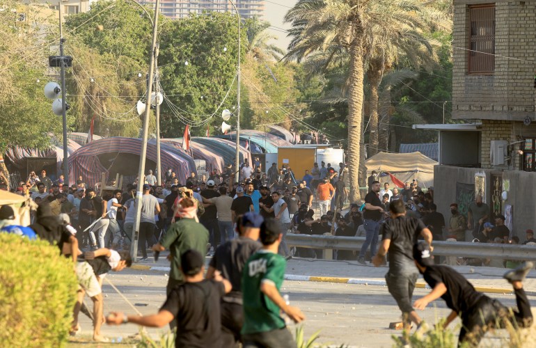 العراق- بعد عامين على توقفها.. ما دلالات عودة احتجاجات تشرين؟ | سياسة | الجزيرة نت