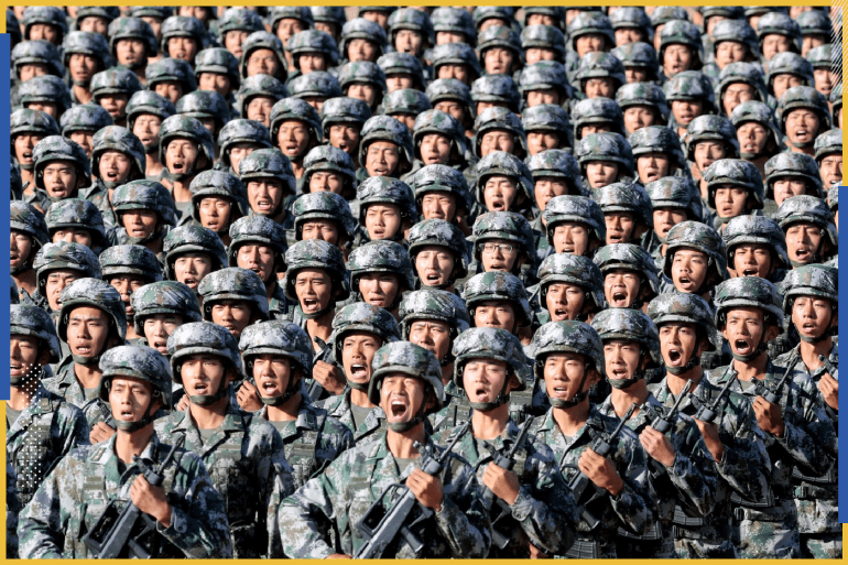 يصل تعداد الجيش الصيني إلى 2.3 مليون شخص معظمهم في القوات البرية، بينما تعاني الوحدات الأخرى من النقص (رويترز)
