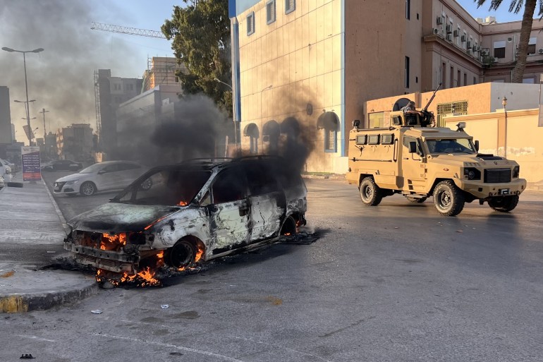 Clashes spread to several neighborhoods in the Libyan capital Tripoli