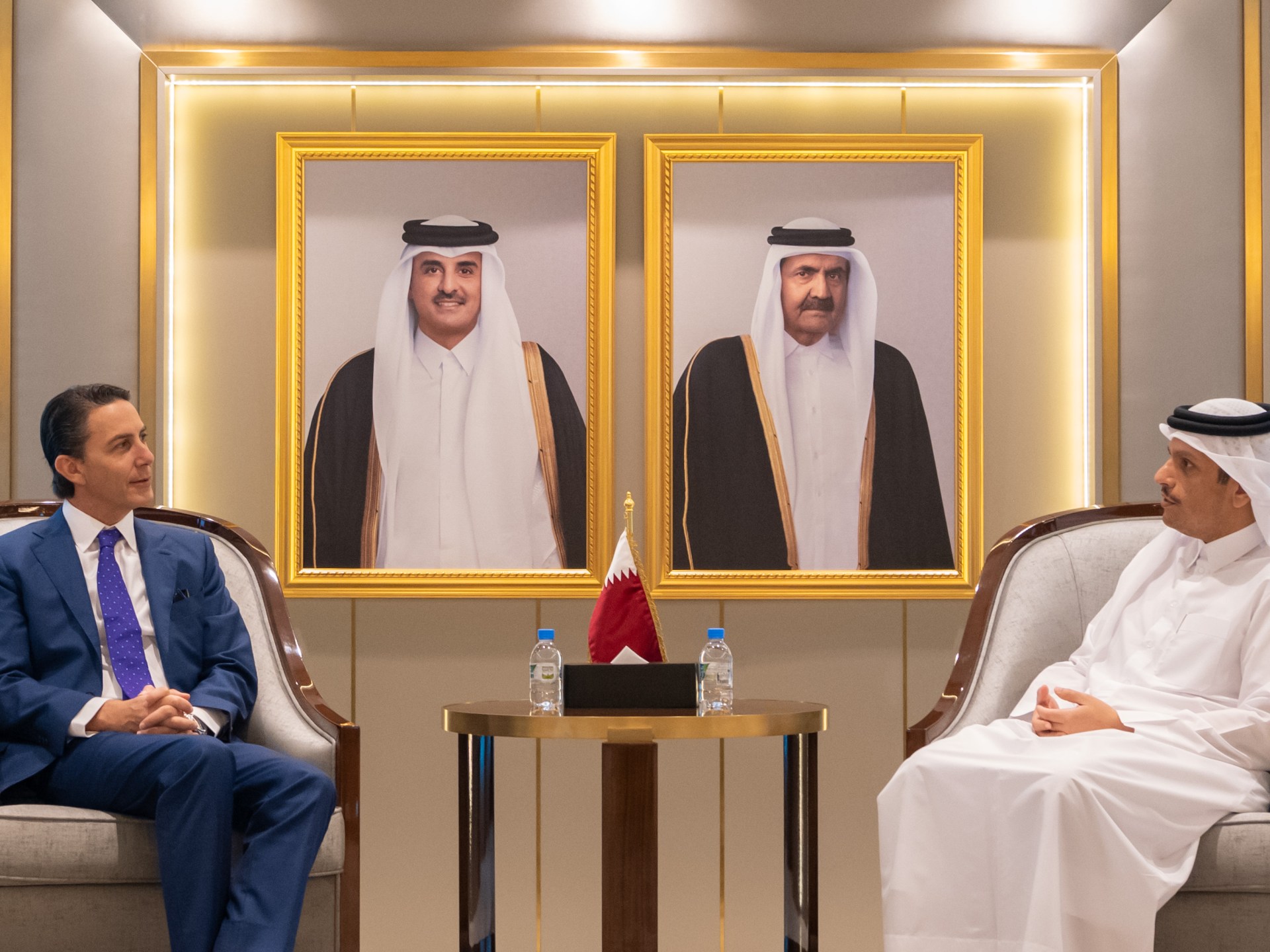 وزير الخارجية القطري يلتقي مبعوث الخارجية الأميركية لشؤون الطاقة