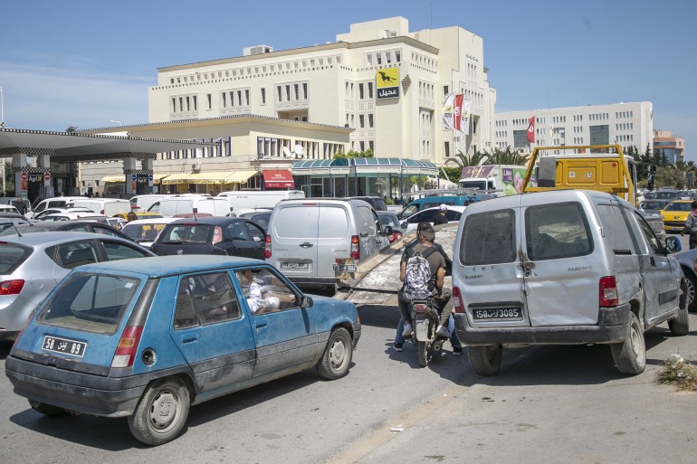 Strike by Tunisian fuel workers
