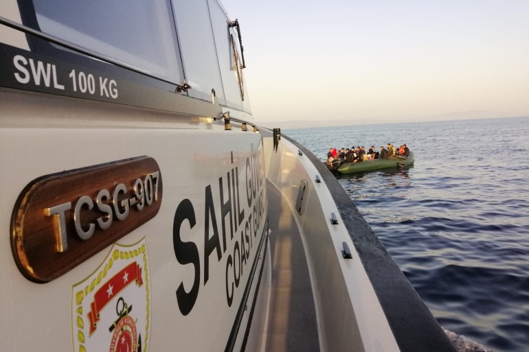 Turkiye rescues 143 irregular migrants after Greek pushback