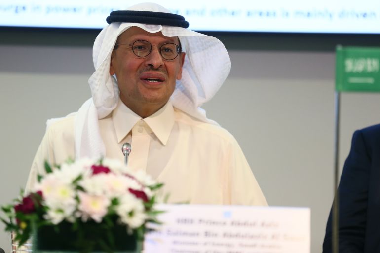 OPEC+ producers agree to cut output by 2M bpd starting from November