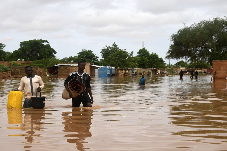 فيضانات النيجر/ الفرنسية