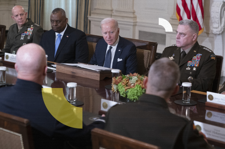 epa10267786 US President Joe Biden (C) meets with Department of Defense leaders to discuss national security priorities at the White House in Washington, DC, USA, 26 October 2022. EPA-EFE/Chris Kleponis / POOL