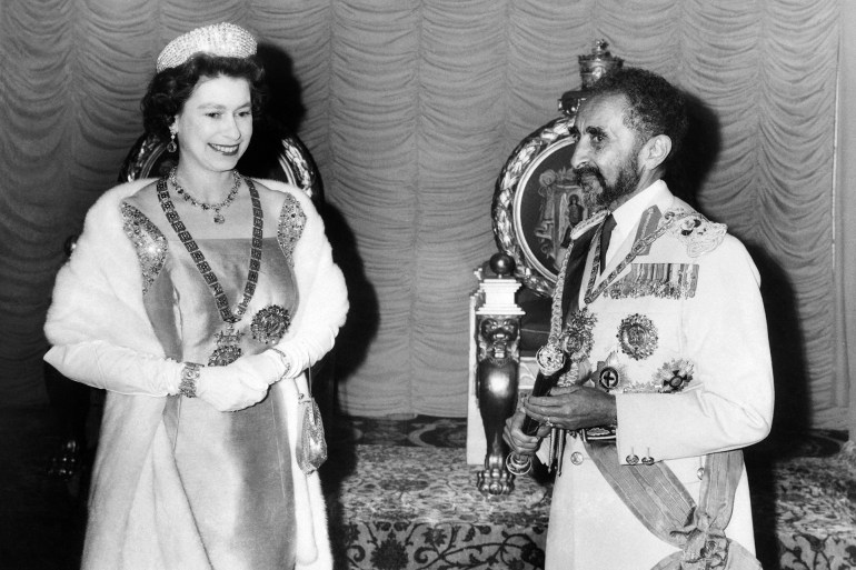 Queen Elizabeth II meets Emperor of Ethiopia Haile Selassie in Addis Abeba during a state visit in Ethiopia on February 1965. (Photo by AFP)