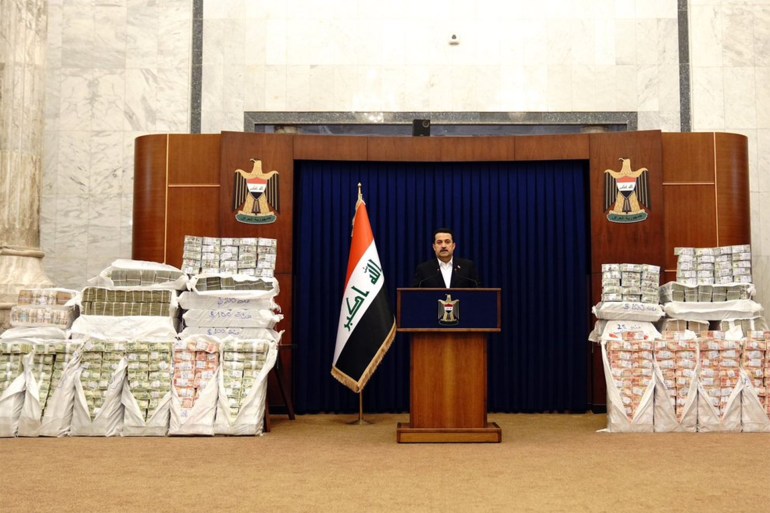 رئيس مجلس الوزراء يعلن عن استرداد 182.7 مليار دينار عراقي، وجبةً أولى من أصل مبلغ قدره ( 1.681270) تريليون دينار، ستتم استعادته خلال أسبوعين.