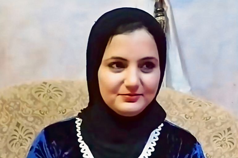 بائعة البصل فتاة الشرقية أماني محمد الفتاة المصرية التي أشيع أنها أنقذت ركاب سيارة من الغرق مواقع التواصل