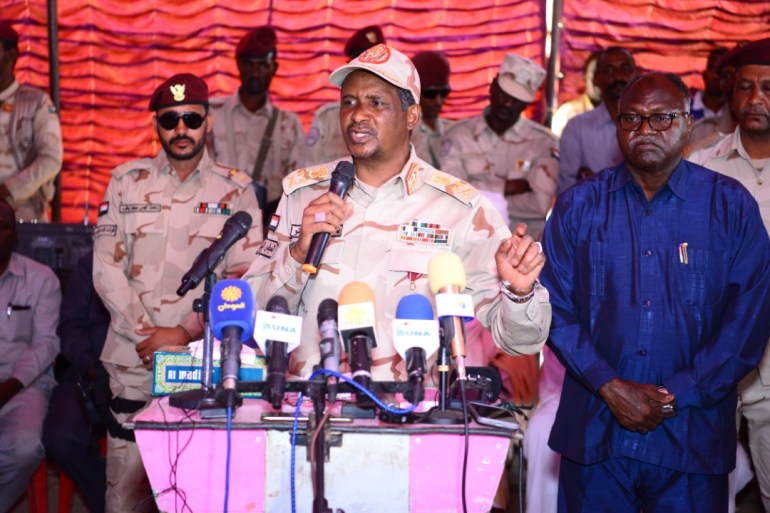 حميدتي انتقد بشدة الممارسات في معسكرات النزوح - الإعلام الرسمي السوداني
