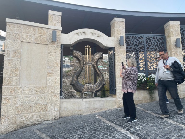2-أسيل جندي، سلوان، القدس، مدخل عين سلوان التاريخي