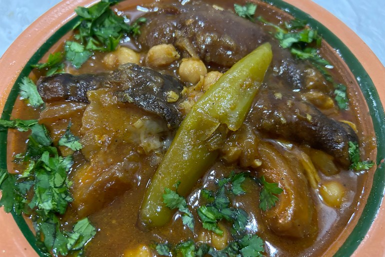للاستخدام الداخلي فقط - شطيطة كرعين بقري أحد الأكلات التقليدية بالجزائر المنتشرة في الشتاء