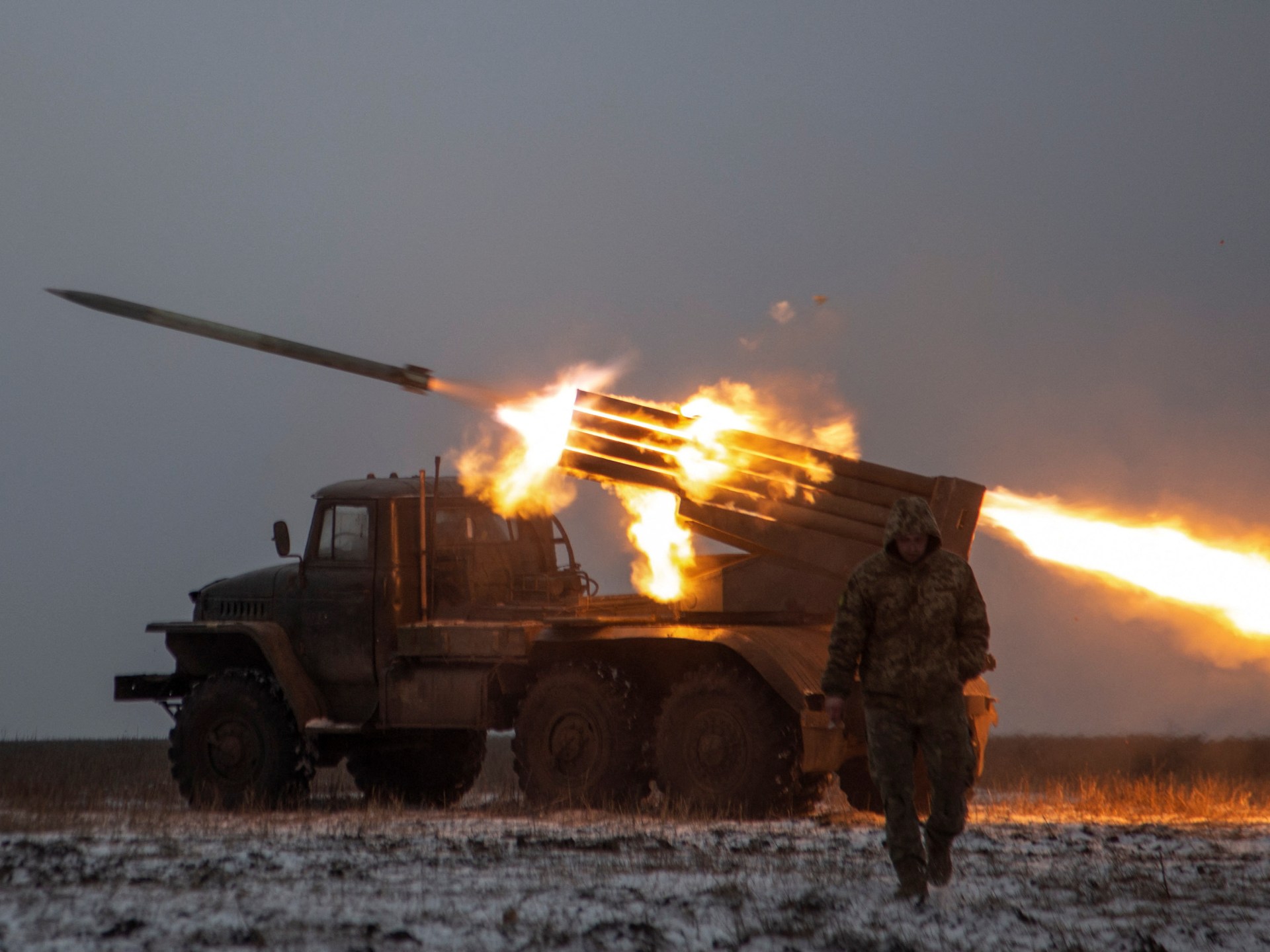 للمرة الأولى.. أميركا سترسل صواريخ طويلة المدى لأوكرانيا وبوتين يخطط لإنشاء مراكز تدريب عسكرية في بيلاروسيا