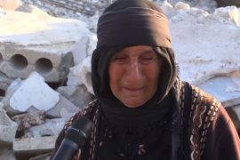 سيدة سورية فقدت 12 من عائلتها
