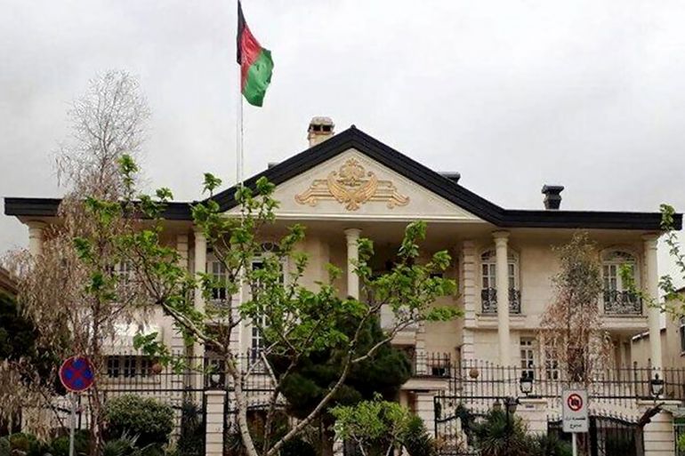 إيران تسلم طالبان السفارة الأفغانية في طهران (الصحافة الإيرانية)