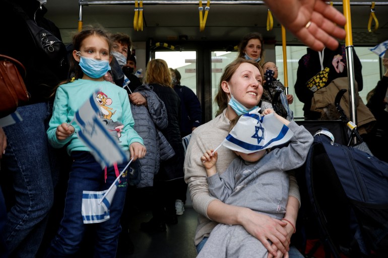 Ukrainian Jewish immigrants find safety in Israel
