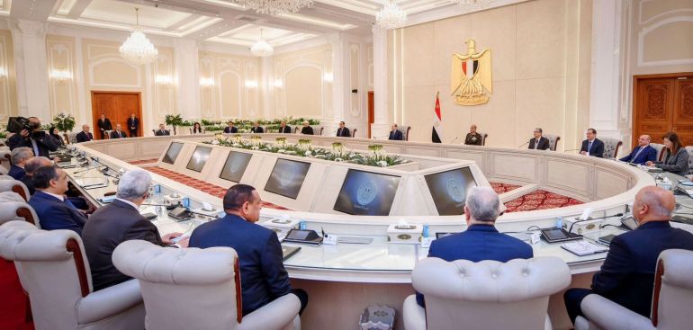 اجتماع الحكومة بحضور الرئيس عبد الفتاح السيسي في مقرها الجديد بالعاصمة الإدارية (من الموقع الرسمي للعاصمة الإدارية)