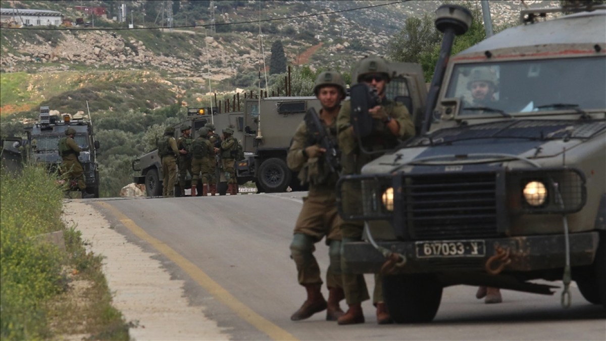 الاحتلال يقتحم نابلس ويحشد قوات الشرطة في القدس لتأمين "مسيرة الأعلام"
