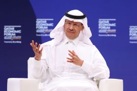 الأمير عبد العزيز بن سلمان أكد أن أوبك مسؤولة فقط عن 4% من انبعاثات الكربون (غيتي)