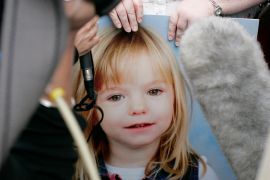 عشرات الحملات الشعبية نظمت لدعم جهود البحث عن الطفلة مادلين بمشاركة والديها وعائلتها (رويترز)