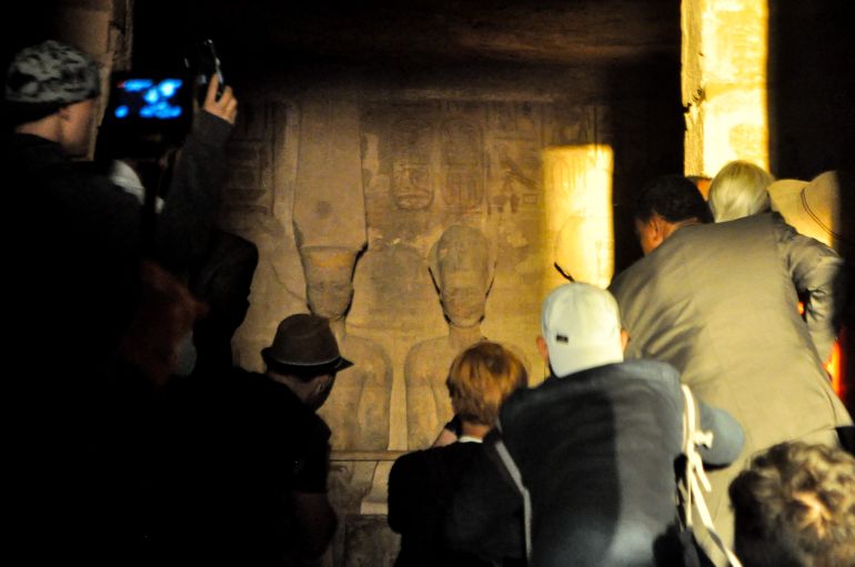 Sun 'rises' on Ramesses II statue in Egypt