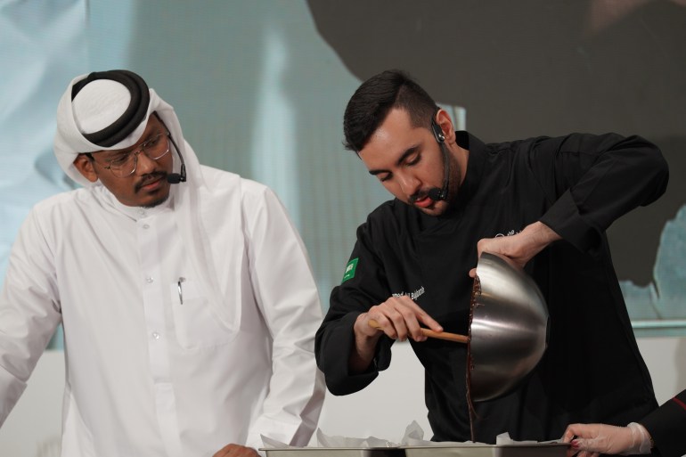 ركن الطبخ الحي في معرض الدوحة للكتاب 32
