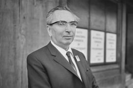 Austrian neurologist and psychiatrist Dr Viktor Frankl (1905 - 1997) attends the 6th International Congress of Psychotherapy in London, UK, August 1964. (Photo by Evening Standard/Hulton Archive/Getty Images)