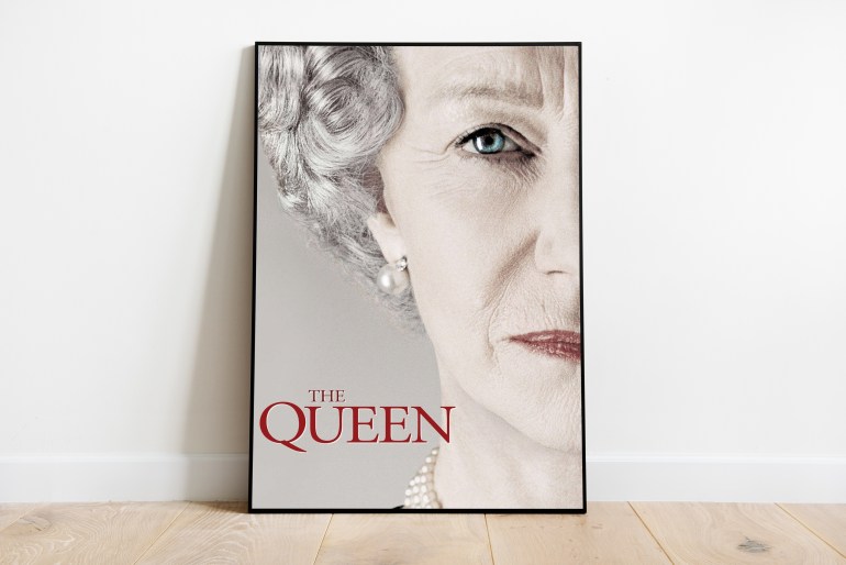 الممثلة Helen Mirren في فيلم the Queen
