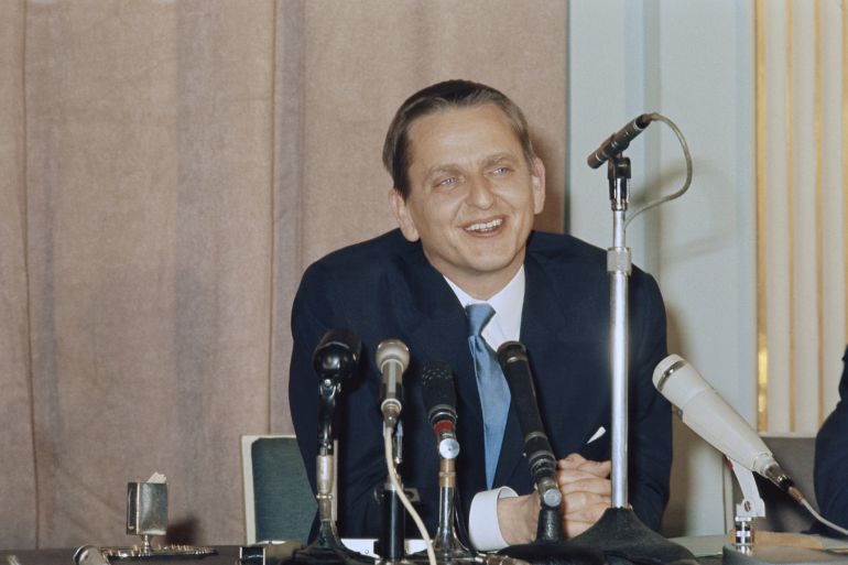 Swedish Social Democratic Party politician and new Prime Minister of Sweden, Olof Palme (1927-1986) pictured speaking at a press conference at Claridge's hotel in London on 8th April 1970. (Photo by Rolls Press/Popperfoto via Getty Images/Getty Images)