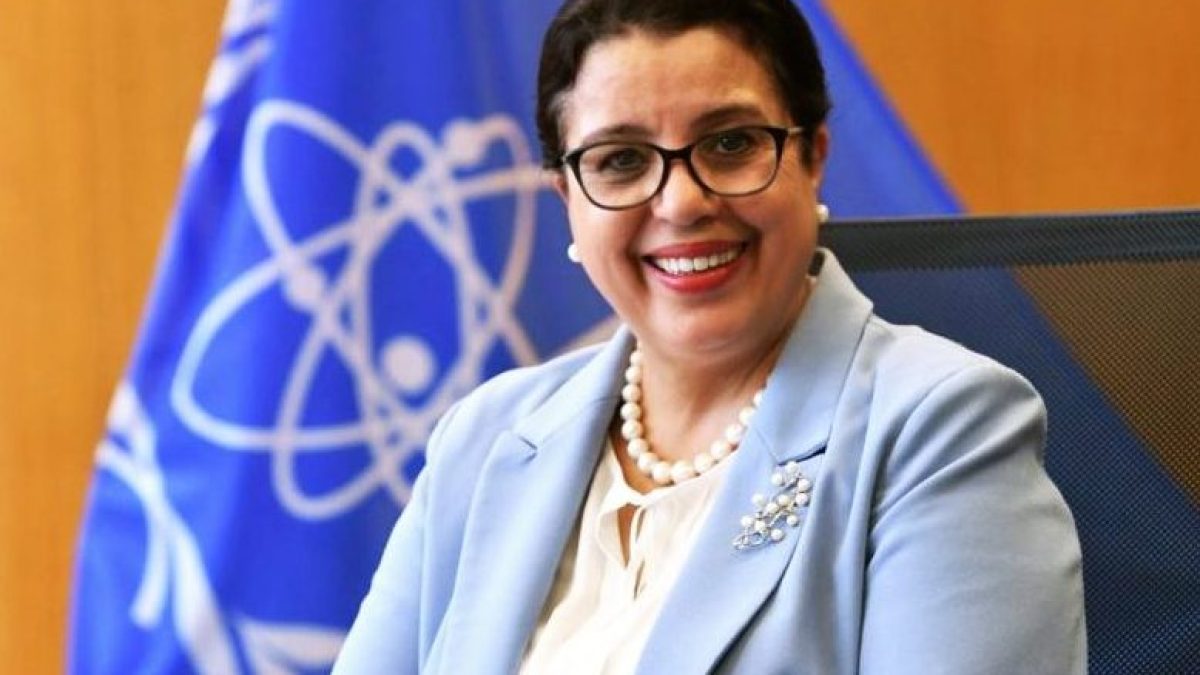 Najat Al-Mukhtar…la première femme à occuper le poste de directrice générale adjointe de l’Agence internationale de l’énergie atomique |  encyclopédie