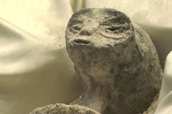 جلسة لعرض جثث "كائنات غريبة" عمرها ألف عام في البرلمان المكسيكي