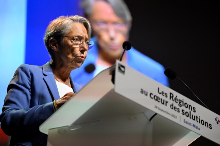French Prime Minister Elisabeth Borne delivers a speech during the Congress of French Regions 2023 in Saint-Malo, western France on September 28, 2023. (Photo by Damien MEYER / AFP)