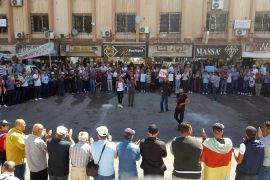 مظاهرات حاشدة تشهدها محافظة السويداء تطالب برحيل النظام السوري (الجزيرة)