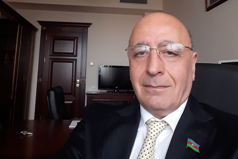 النائب في البرلمان الأذربيجاني راسيم موسابيكوف: تل أبيب لم تمد جسرا جويا لنقل أسلحة بشكل مستعجل للقوات الأذربيجانية (الجزيرة)