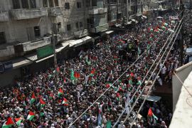 مسيرات أردنية حاشدة بعنوان "مليونية غزة" دعما لطوفان الأقصى (رويترز)