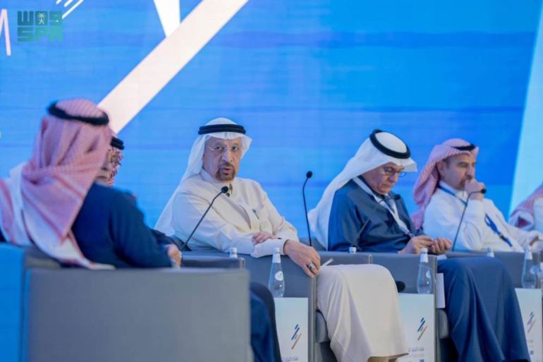 الفالح يشير إلى وجود 100 فرصة استثمارية جديدة بقيمة 20 مليار ريال شمال السعودية (الصحافة السعودية)