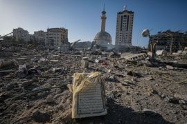 حتى المساجد والكنائس لم تسلم من العدوان الإسرائيلي على غزة (الأوروبية)