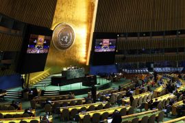 الجمعية العامة للأمم المتحدة أثناء نقاش قرار يدعو لوقف الحرب الإسرائيلية على غزة (الفرنسية)