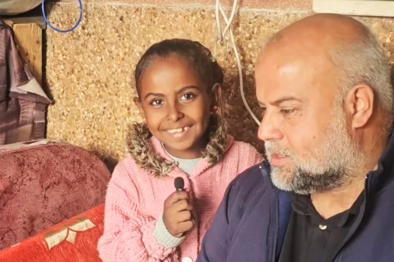 صورة الطفلة المراسلة مع الزميل وائل الدحدوح من حسابها على إنستغرام.