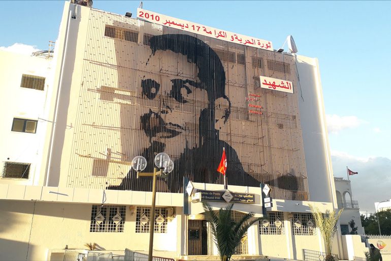 إلى متى يستمر مثلث الثورة أعوج الأضلاع في تونس؟‎