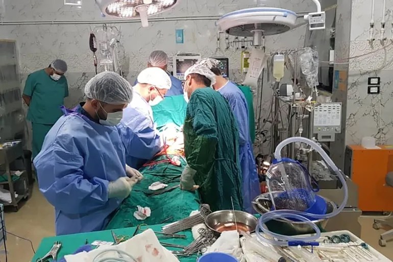 1 - Omar Youssef - Syria - Syrian doctors treat their patients (Al Jazeera)