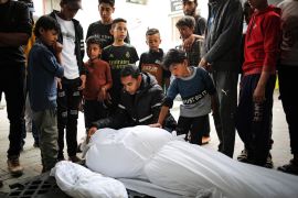 نزيف الدم مستمر في غزة لأزيد من 200 يوم (الفرنسية)